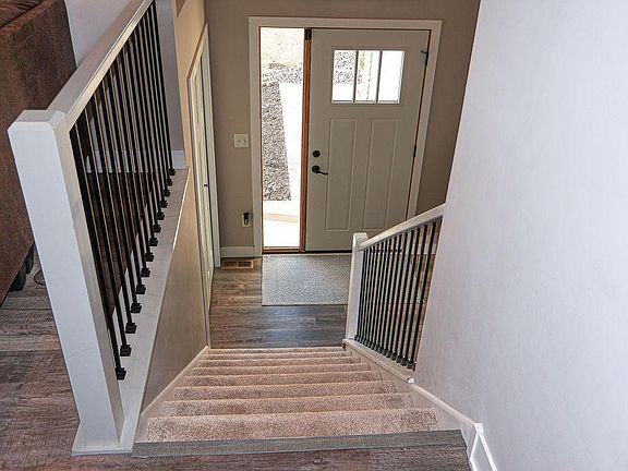 2nd image of 336 Aspen Dr