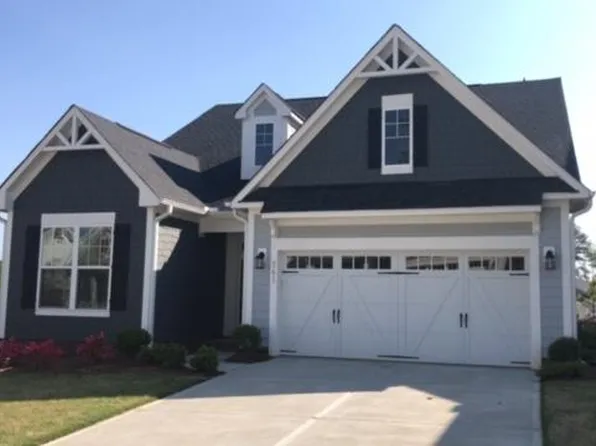 341 Lucky Ribbon Ln, Holly Springs, NC 27540