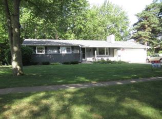 3713 Westbrier Ter, Midland, MI 48642