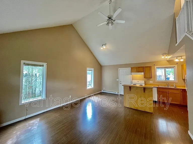 1228 Ethel St — Photo 6