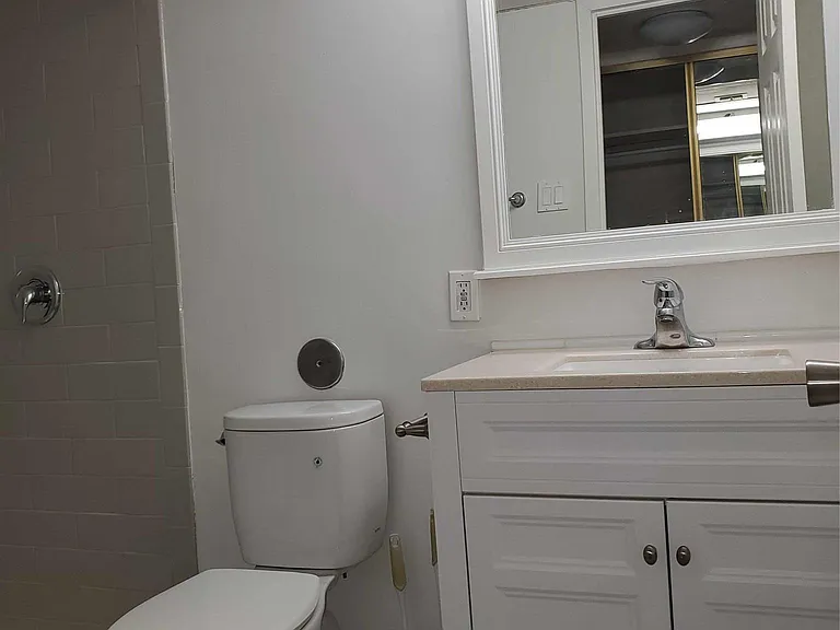 1800 Lavaca St #415 — Photo 9