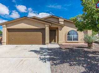 3911 Marble View Dr, Las Cruces, NM 88012