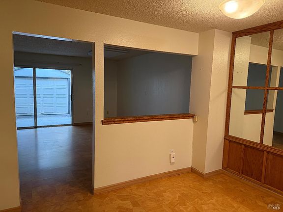 5th image of 1964 Knolls Drive