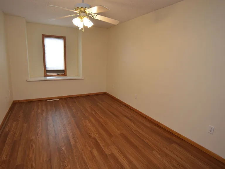 2258 Knightsbridge Ct — Photo 23