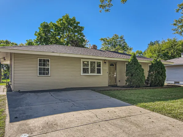 22429 Strassburg Ave, Sauk Village, IL 60411