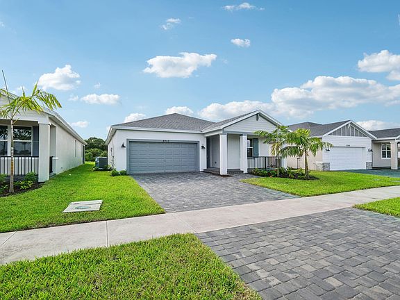 4th image of 8953 Dahlia Circle