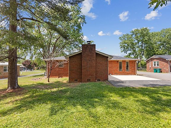 5th image of 128 Bel Aire Dr
