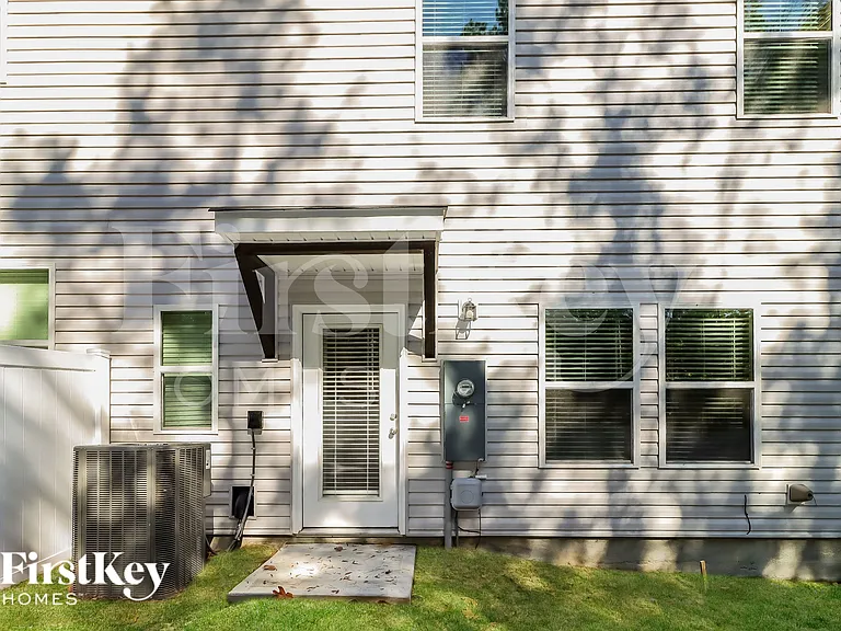 2092 Cypress Village Dr NW — Photo 18