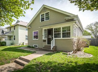 1525 39th St, Rock Island, IL 61201