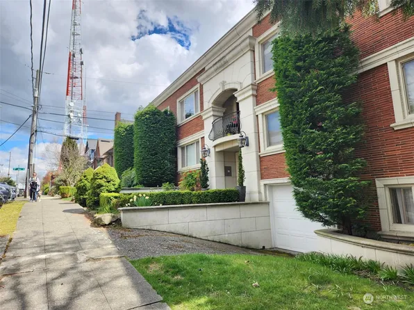 33 Galer Street, Seattle, WA 98109