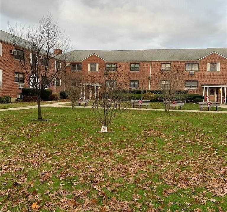 1st image of 155-21 84th St