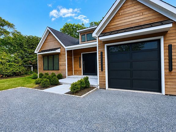 2nd image of 28 Inlet View Dr