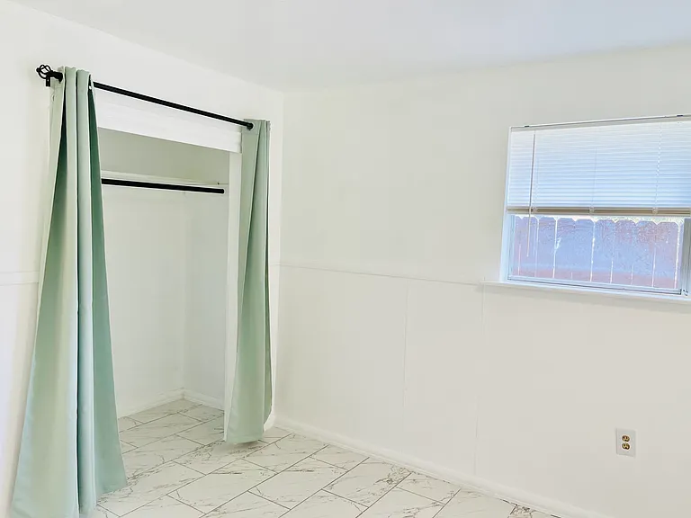 536 Deckbar Ave — Photo 10