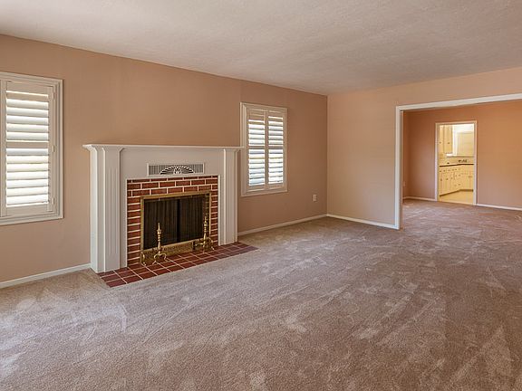 4th image of 688 W Alpine Ave