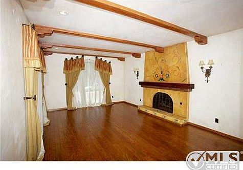 5th image of 1220 W Brookes Ave