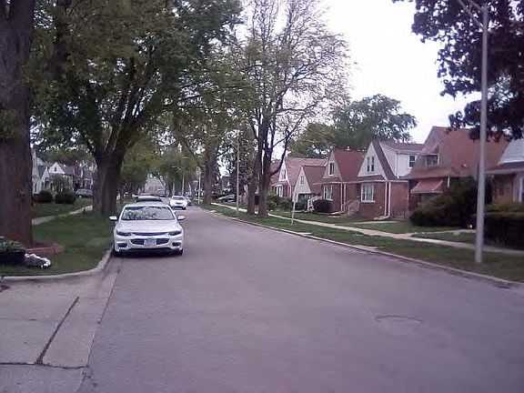 4th image of 4601 Saint Charles Rd