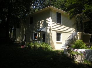 3 Dickerson Rd, Lake Hopatcong, NJ 07849