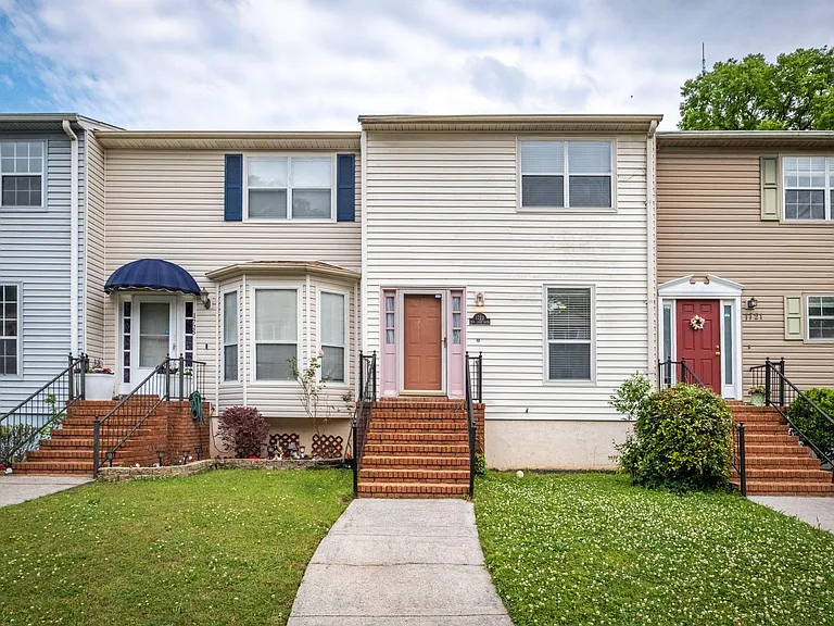 1723 13th Ct S — Photo 1