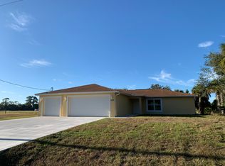 5035 S Obispo Cir, Labelle, FL 33935