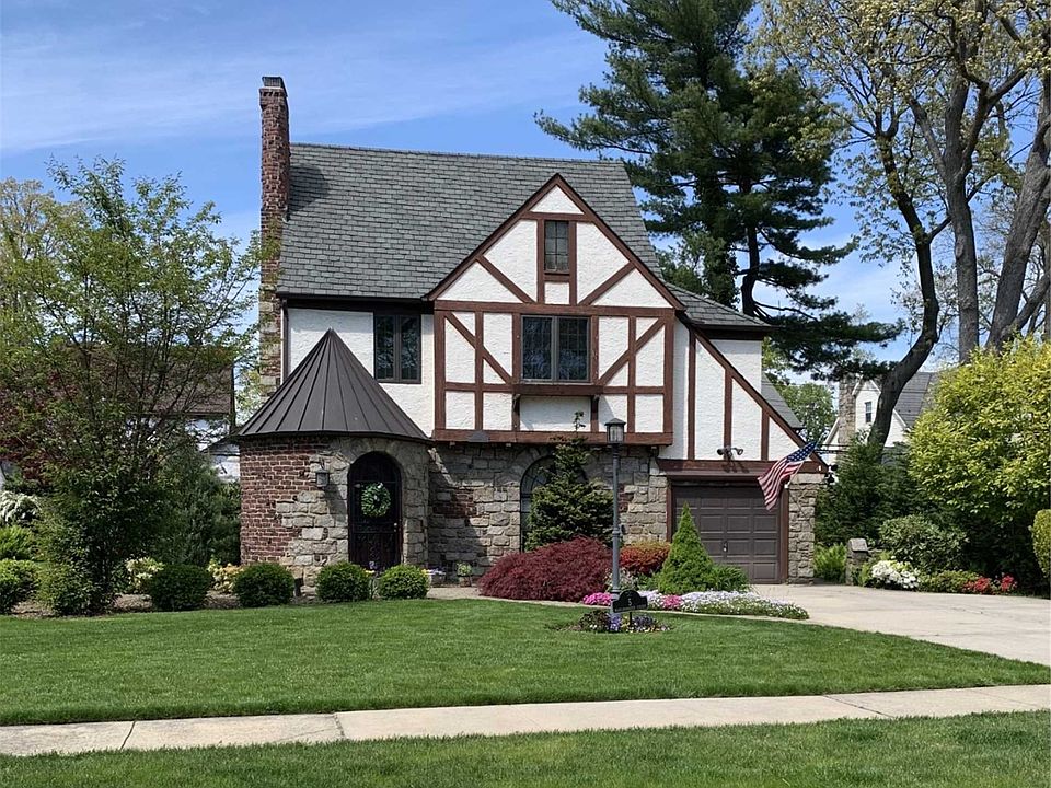 1st image of 5 Marlborough Ct