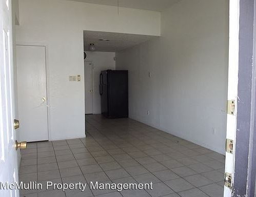 2nd image of 511 Veterans Ave #Ab