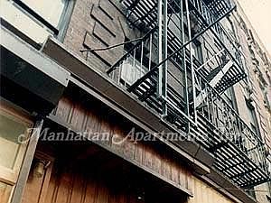 1st image of 24 E 78th St