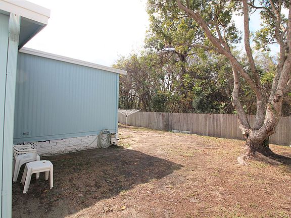 5th image of 14905 Shadowwood Blvd