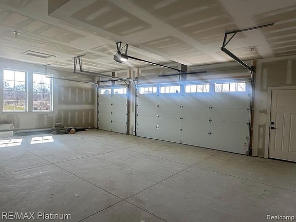 4th image of 3659 Outback Trl