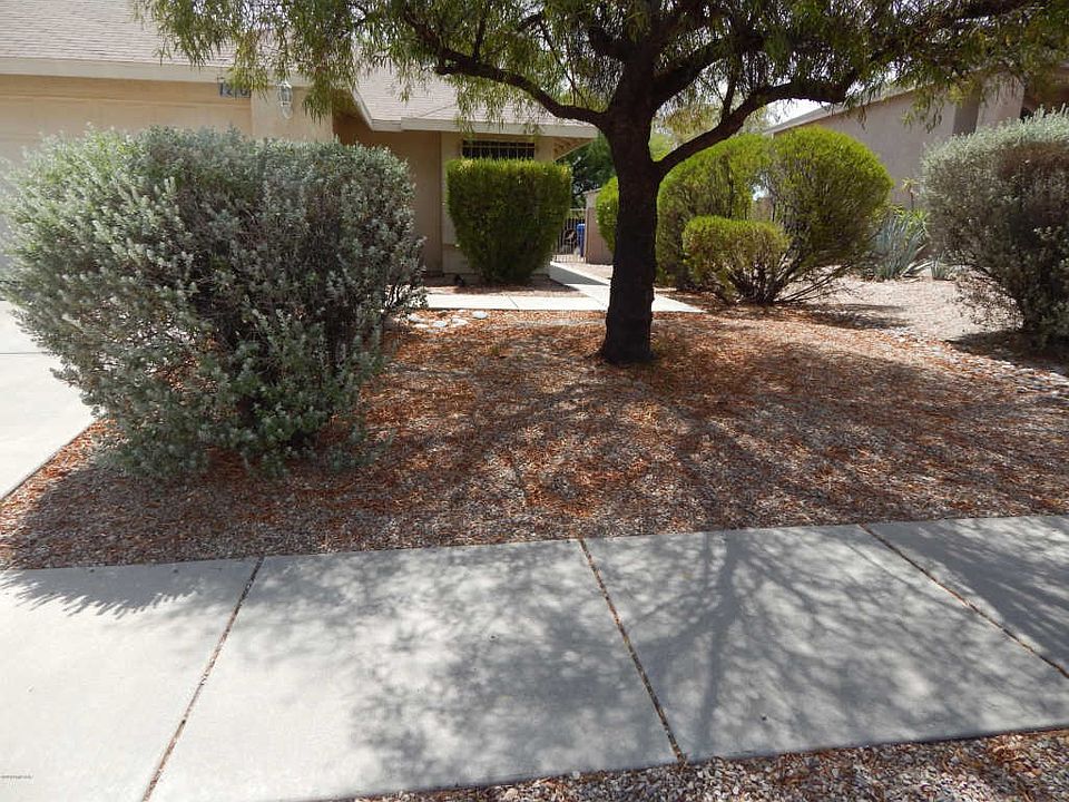 1st image of 1270 N Amberbrooke Ave