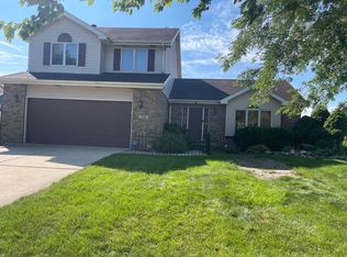 1235 W 96th Pl, Crown Point, IN 46307