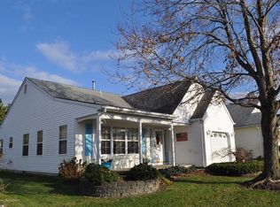 192 Canterbury Ln, Toms River, NJ 08757