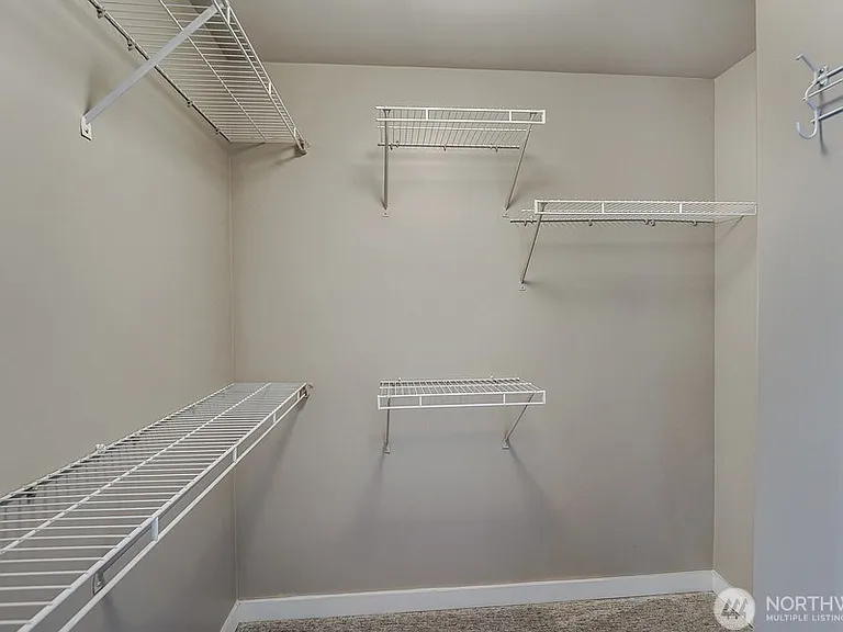 2607 Western Ave #556 — Photo 14