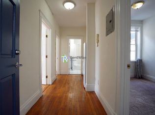 6 Camelot Ct APT 20, Boston, MA 02135