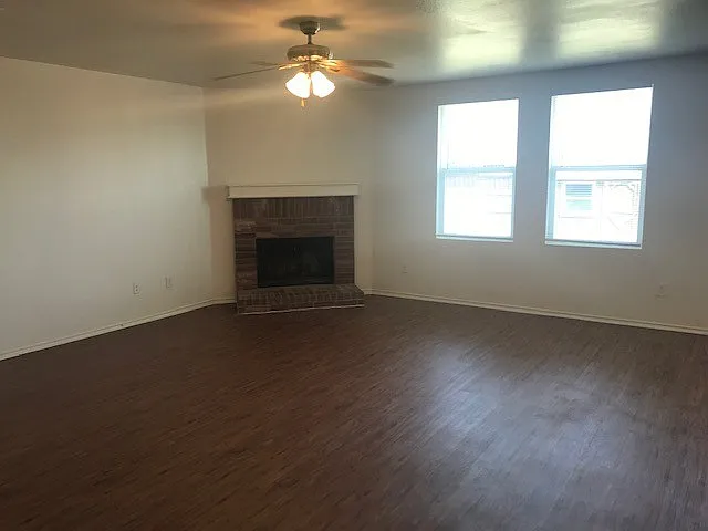 1045 Cavern Dr — Photo 8