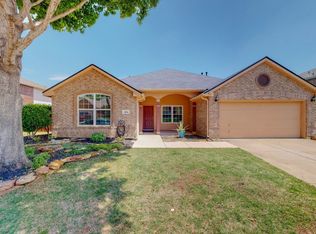 114 Deerpath Rd, Hickory Creek, TX 75065
