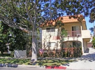 722 N Guadalupe Ave APT D, Redondo Beach, CA 90277