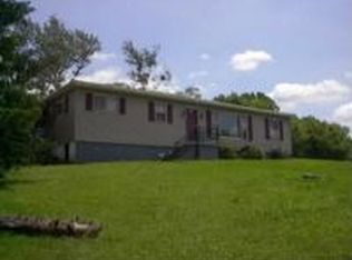 160 Orchard Ln, Wellsburg, WV 26070