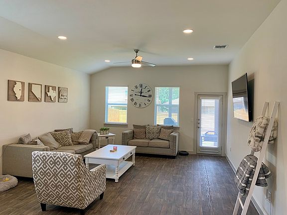 4th image of 13216 Bryson Dr