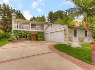 5520 E Big Sky Ln, Anaheim, CA 92807