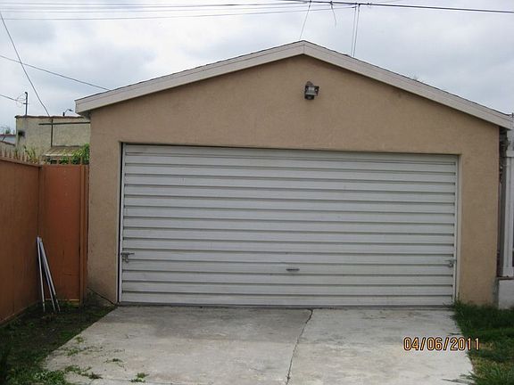 3rd image of 1956 W 66th St