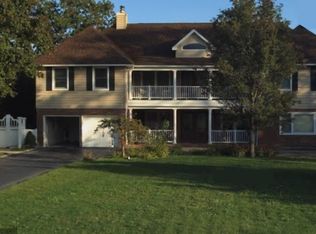 1157 Connetquot Ave, Central Islip, NY 11722