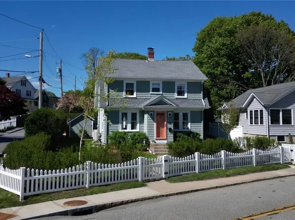 58 Bliss Rd, Newport, RI 02840