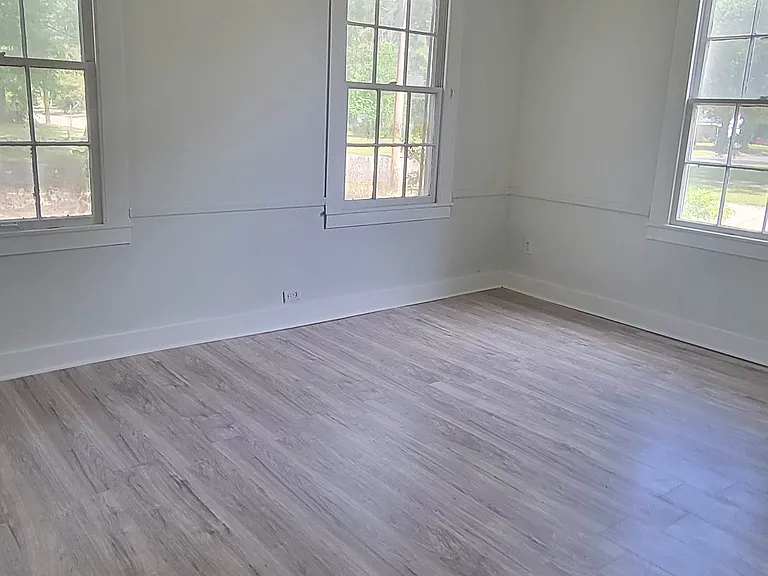 1008 Pine St — Photo 5