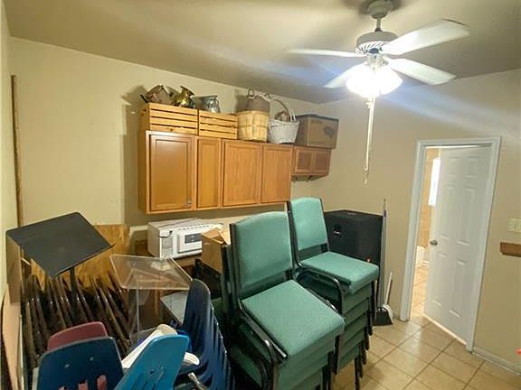 2nd image of 419 Westwood Dr