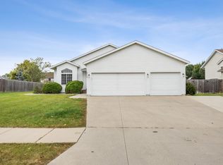 3413 45th Ave S, Fargo, ND 58104