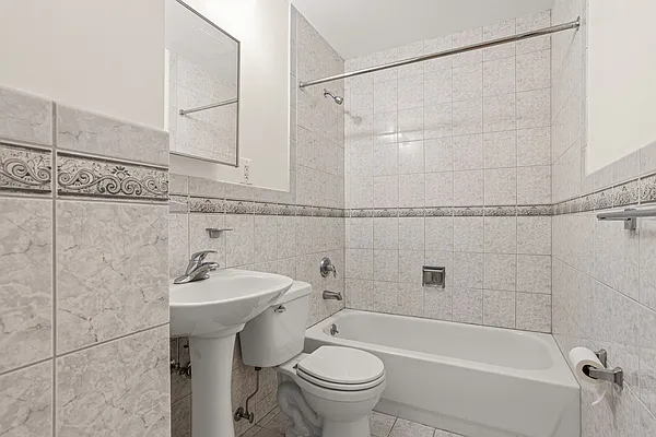 Rented by Compass | media 17