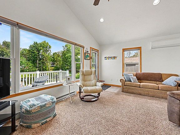 4th image of 731 Beechwood Dr