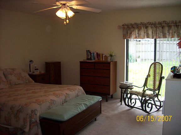 5th image of 9723 Fox Chapel Rd