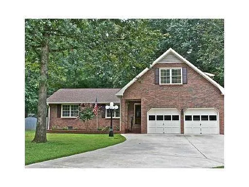 1767 Pinto Trl photo 1