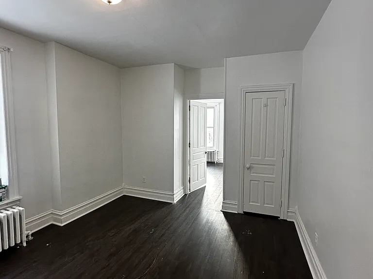125 N 10th St #1 — Photo 2